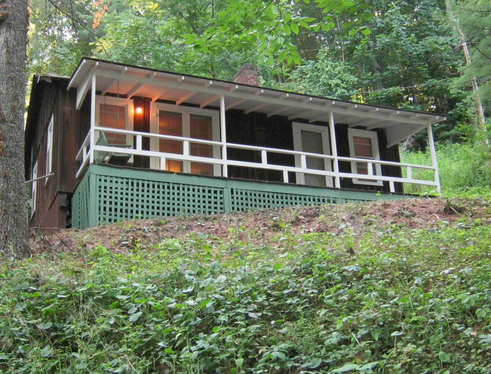 The Cabins At Healing Springs Crumpler Ngoại thất bức ảnh